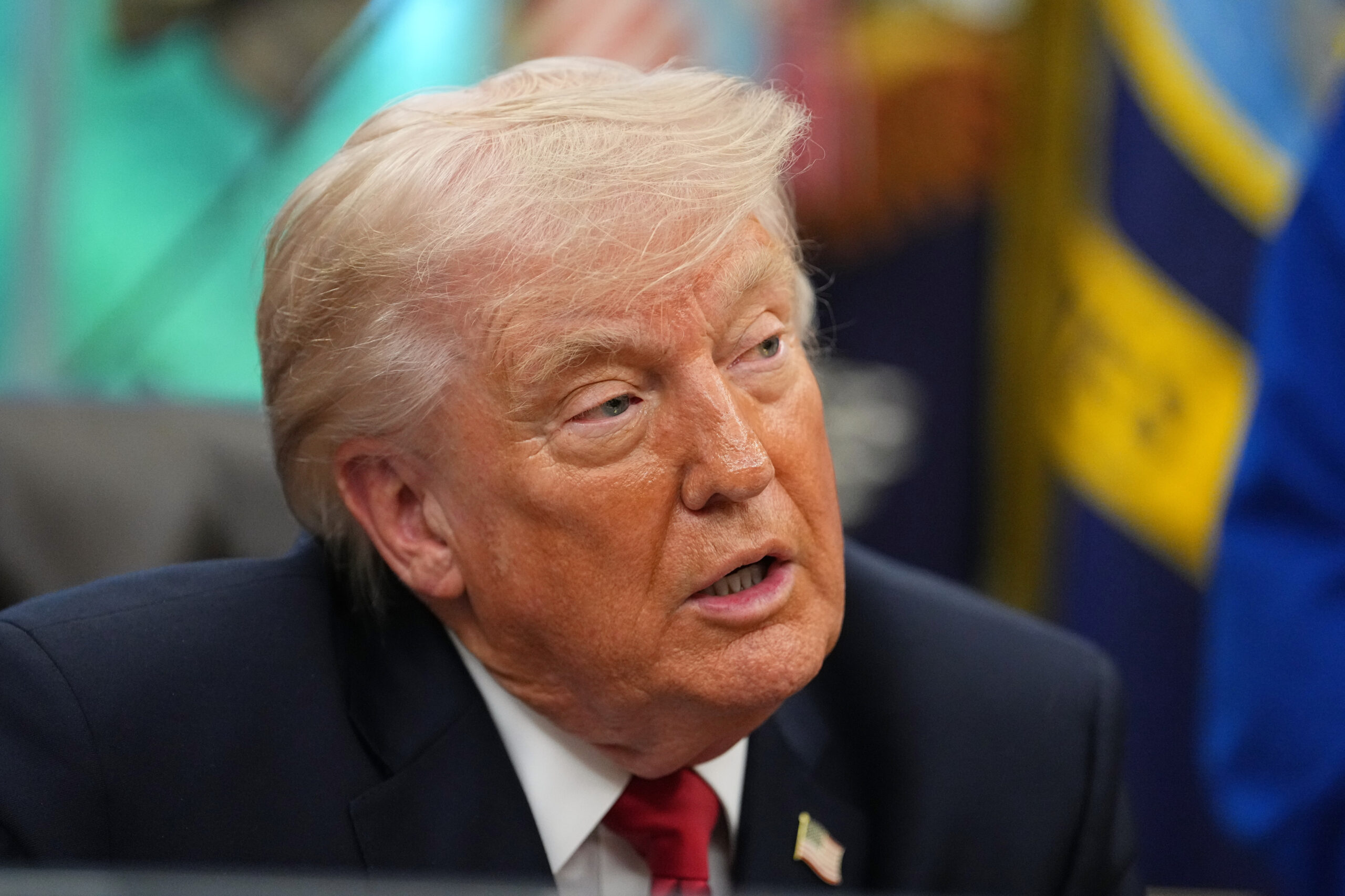 Iran, oggi briefing con Trump su nuove azioni militari. Il presidente Usa ‘ribattezza’ con il suo nome lo Stretto di Hormuz – La diretta