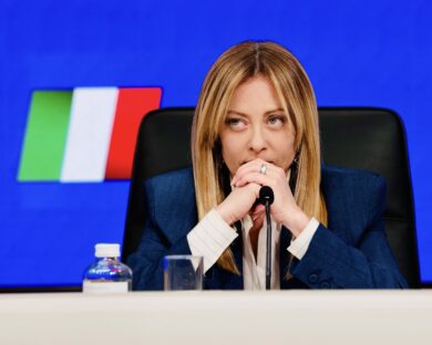 Energia, Meloni a Von der Leyen: “Estendere deroga a Patto per fronteggiare crisi o dura ricorso a Safe”