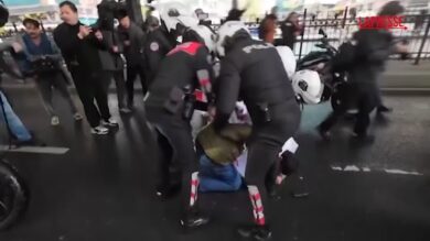 Istanbul, disordini vicino piazza Taksim per la festa del Primo Maggio: arrestati 15 manifestanti