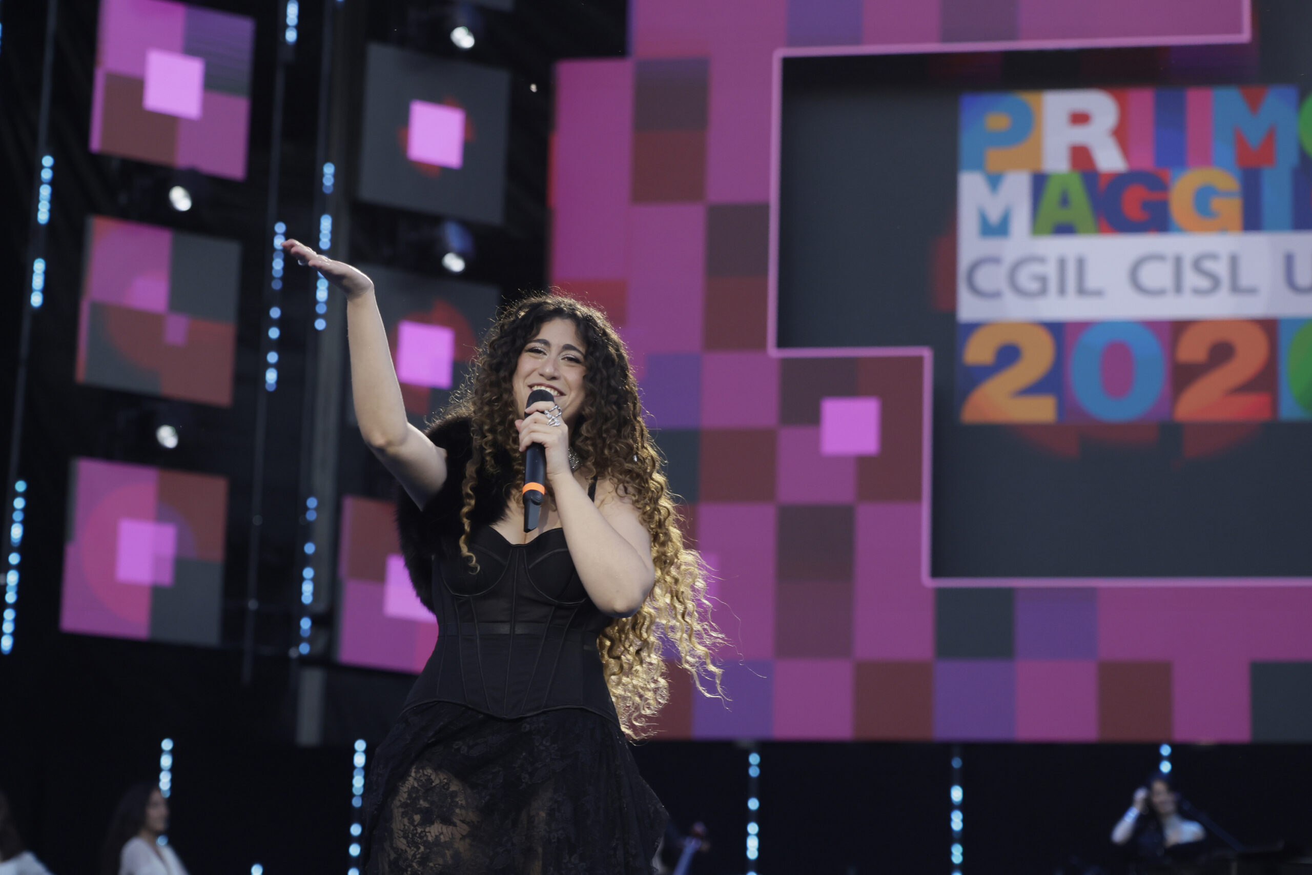 Primo Maggio, Delia chiarisce: “Bella ciao oggi è simbolo di libertà contro ogni sterminio”