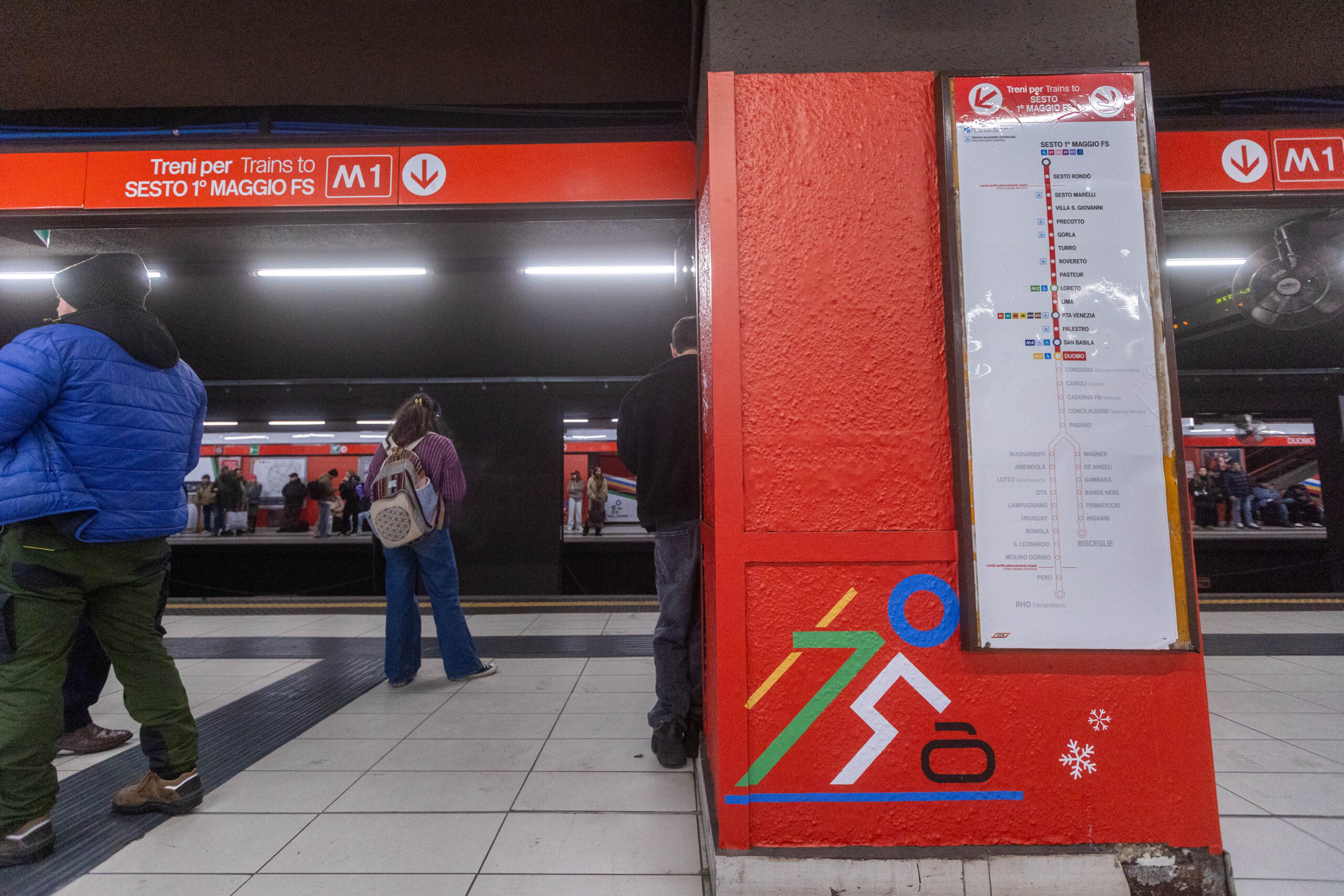 Milano, frenata improvvisa della metro M1: almeno 5 feriti