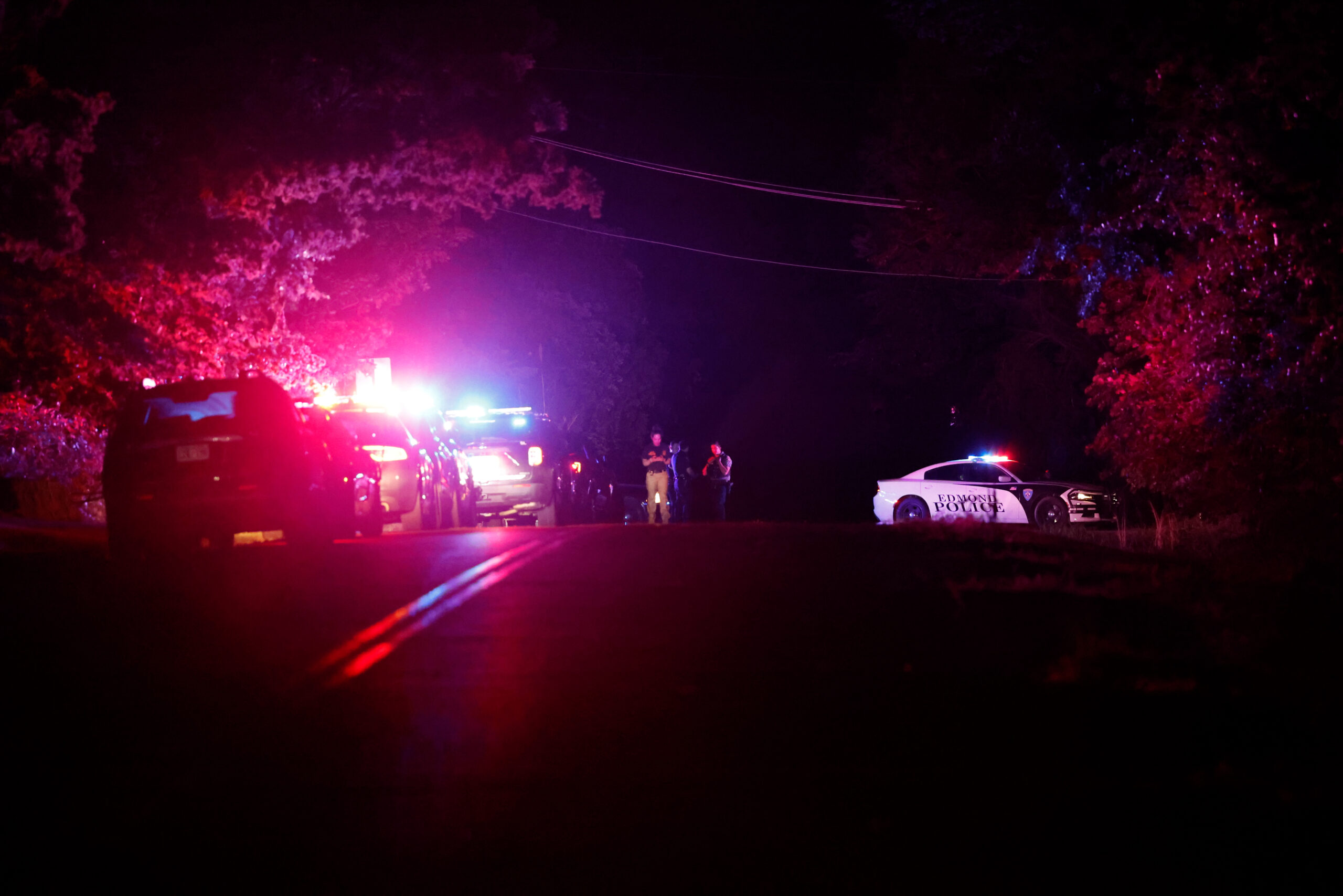 Oklahoma, sparatoria durante una festa al lago Arcadia: ci sono feriti
