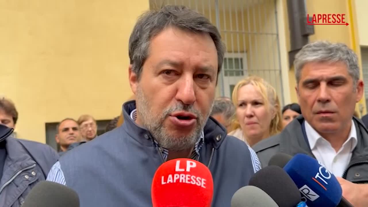 Usa, Salvini: "Non commento minacce di Trump su ritiro truppe"