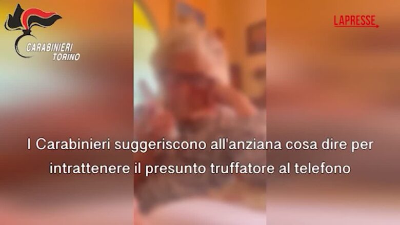 Torino, anziana smaschera la truffa e fa arrestare la ladra