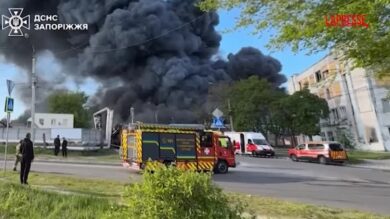 Ucraina, raid russo su Zaporizhizhia: almeno 10 i morti
