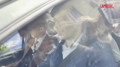 Delitto di Garlasco, Andrea Sempio lascia la Procura di Pavia