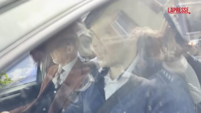 Delitto di Garlasco, Andrea Sempio lascia la Procura di Pavia
