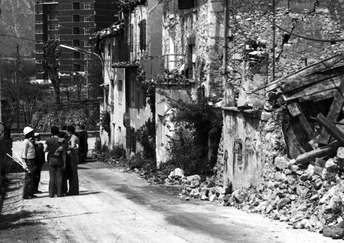 Terremoto Friuli 1976, 50 anni fa il disastro che segnò l’Italia – Le foto storiche
