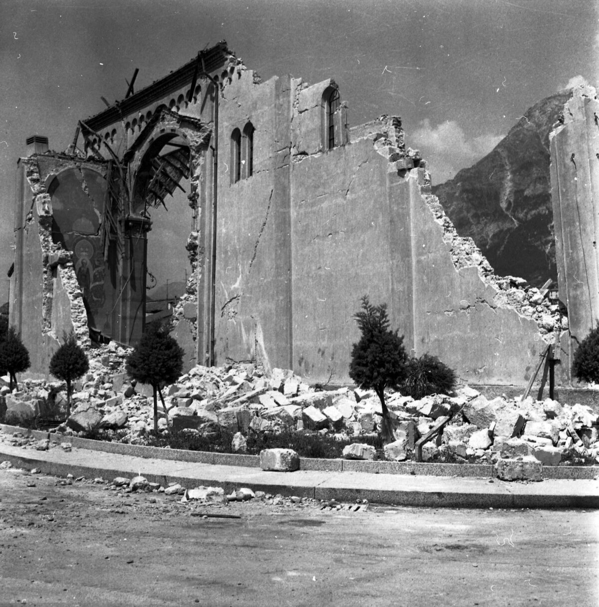 Terremoto Friuli 1976, 50 anni fa il disastro che segnò l’Italia – Le foto storiche