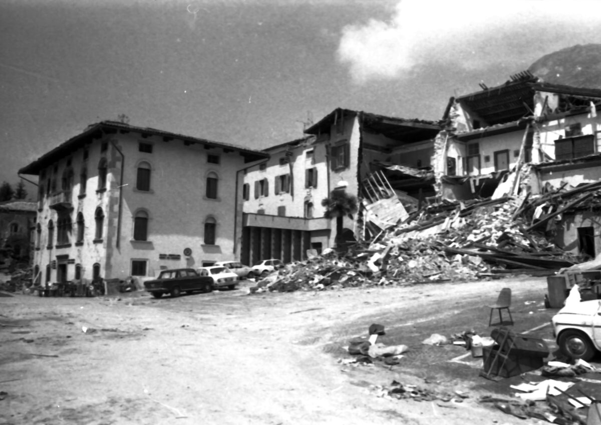 Terremoto Friuli 1976, 50 anni fa il disastro che segnò l’Italia – Le foto storiche