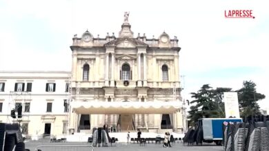 Papa Leone XIV a Pompei, la città si prepara all’arrivo del Pontefice