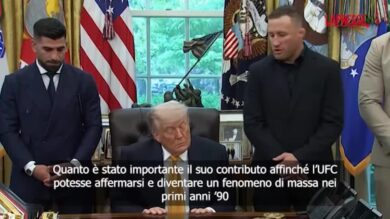 Trump scherza con i lottatori della UFC: “Pensavano foste solo animali? Avevano ragione”