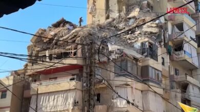 Libano, edifici rasi al suolo dopo un raid israeliano su Beirut