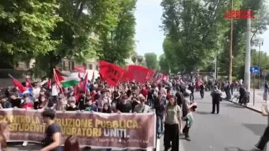 Sciopero scuola, a Roma il corteo degli studenti di licei e università
