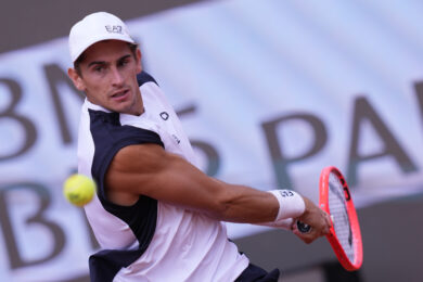 Internazionali Roma 2026, Arnaldi fa l’impresa: l’azzurro batte in tre set De Minaur