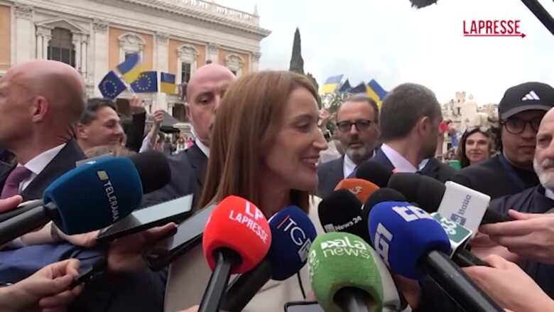 Ue, Metsola: "Serve vera indipedenza per trattare con più fiducia anche con gli Usa"