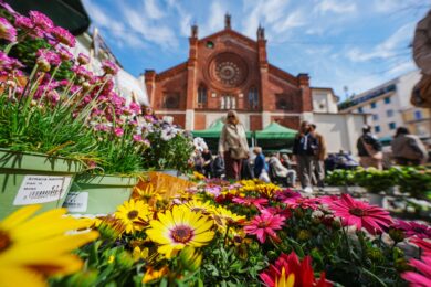 Festa della mamma 2026, ecco cosa regalano gli italiani