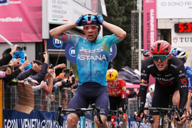 Giro d’Italia 2026, Silva vince la seconda tappa ed è la nuova maglia rosa
