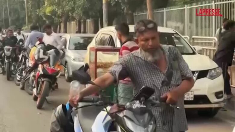 Iran, la crisi del petrolio apre una profonda crisi in Bangladesh
