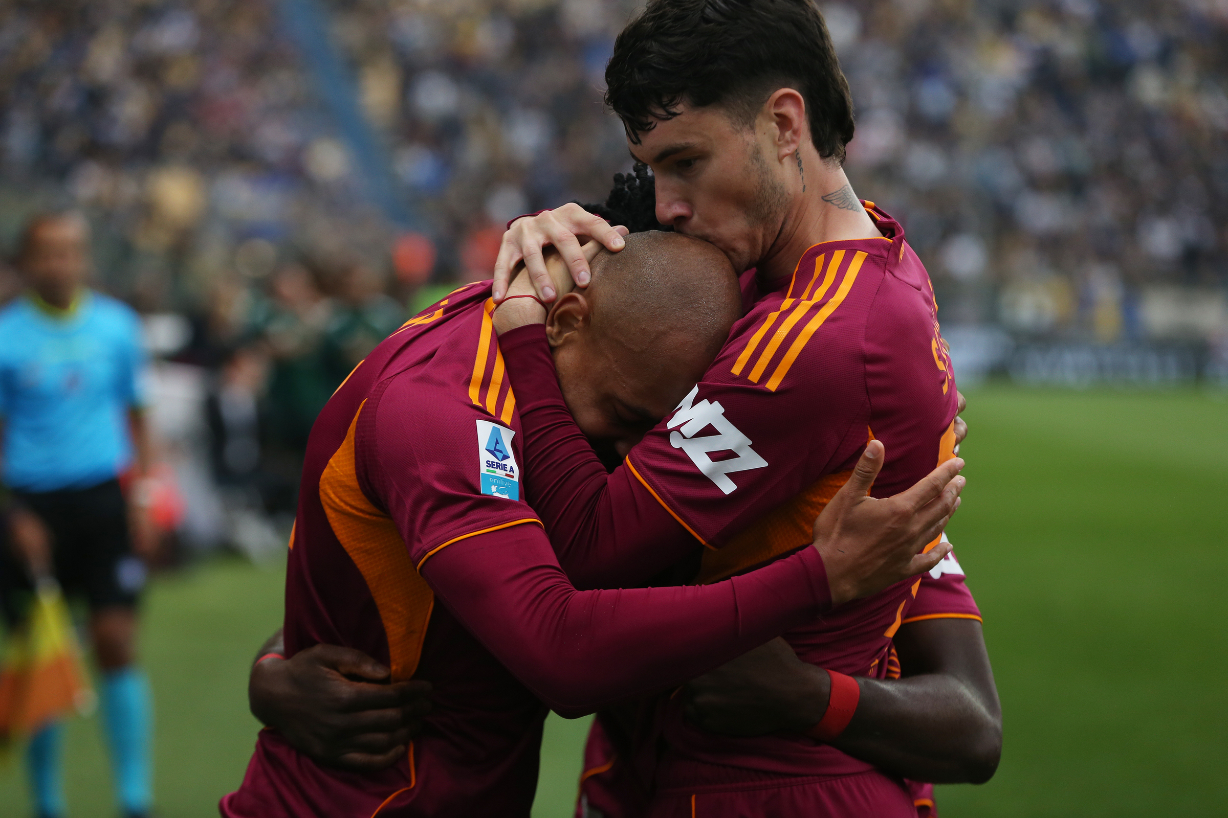 Serie A, Parma-Roma 2-3: i giallorossi acciuffano la vittoria al 100′