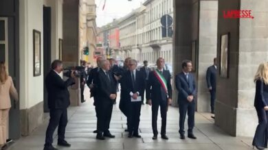 La Scala, l'arrivo di Mattarella per il concerto che celebra gli 80 anni dalla ricostruzione