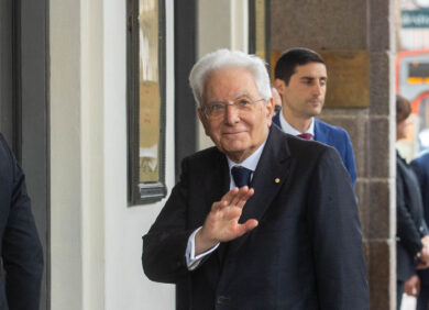 Mattarella: “Ascoltare è la strada per la pace”