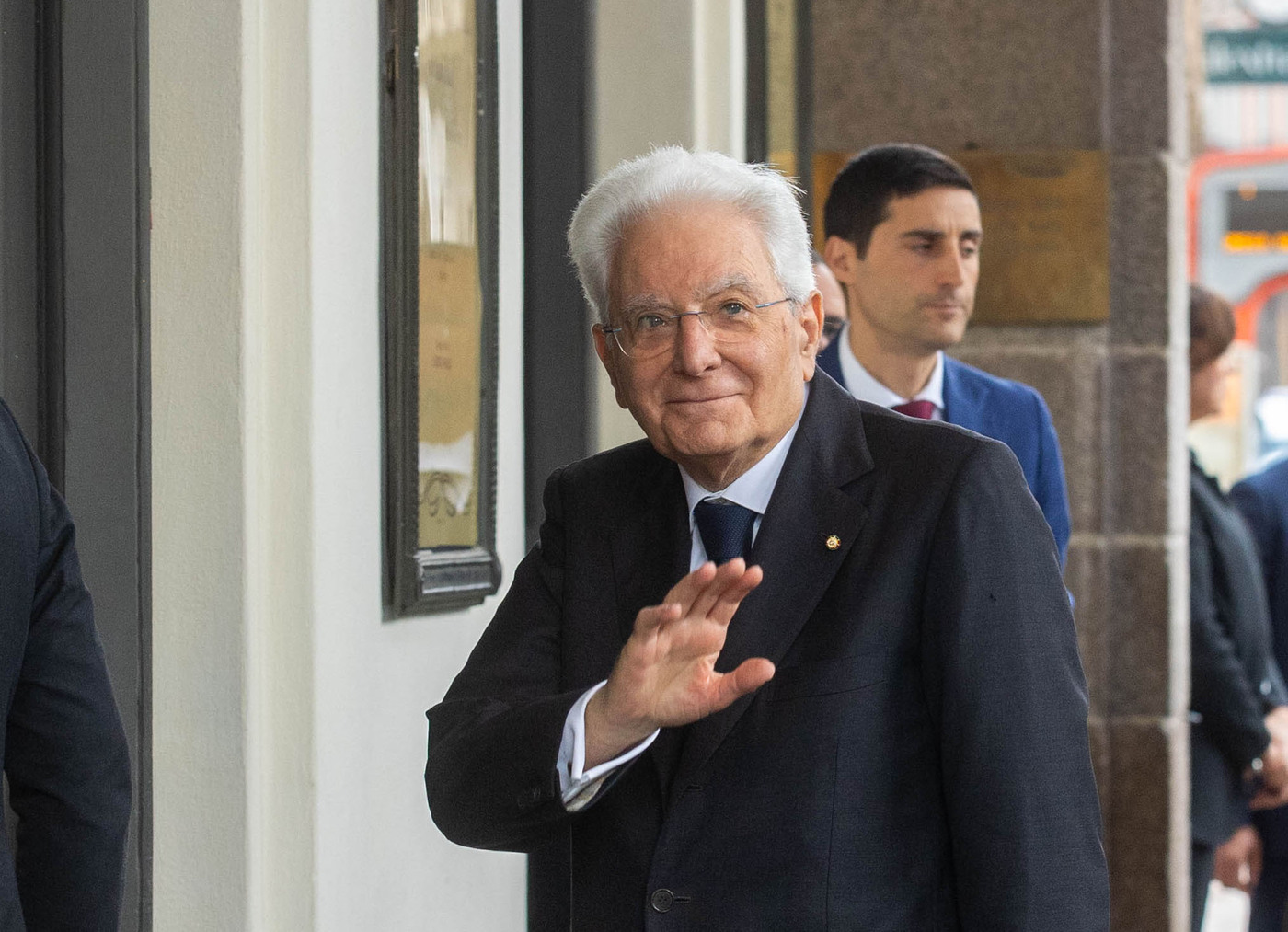 Mattarella: “Ascoltare è la strada per la pace”