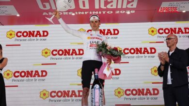 Giro d’Italia, Ciccone in maglia rosa dopo la tappa Catanzaro-Cosenza
