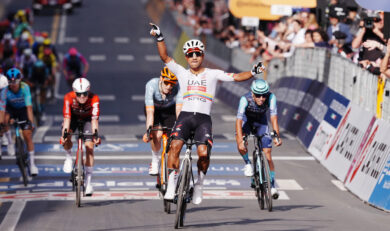 Giro d’Italia 2026, Narvaez vince la tappa a Cosenza: maglia rosa a Ciccone
