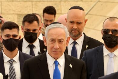 Iran, Netanyahu ha visitato in segreto gli Emirati durante la guerra, ma c’è la smentita – La diretta