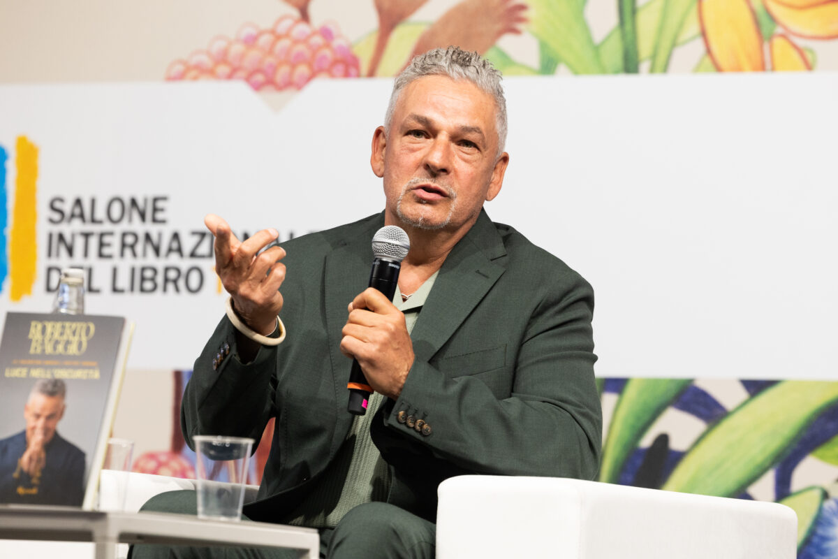 baggio il calcio una malattia volevo giocare 24 ore al giorno da Lapresse.it baggio il calcio una malattia volevo giocare 24 ore al giorno