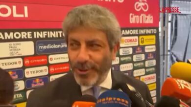 Giro d'Italia a Napoli, Fico: "La Campania si conferma capace di accogliere e gestire grandi eventi"