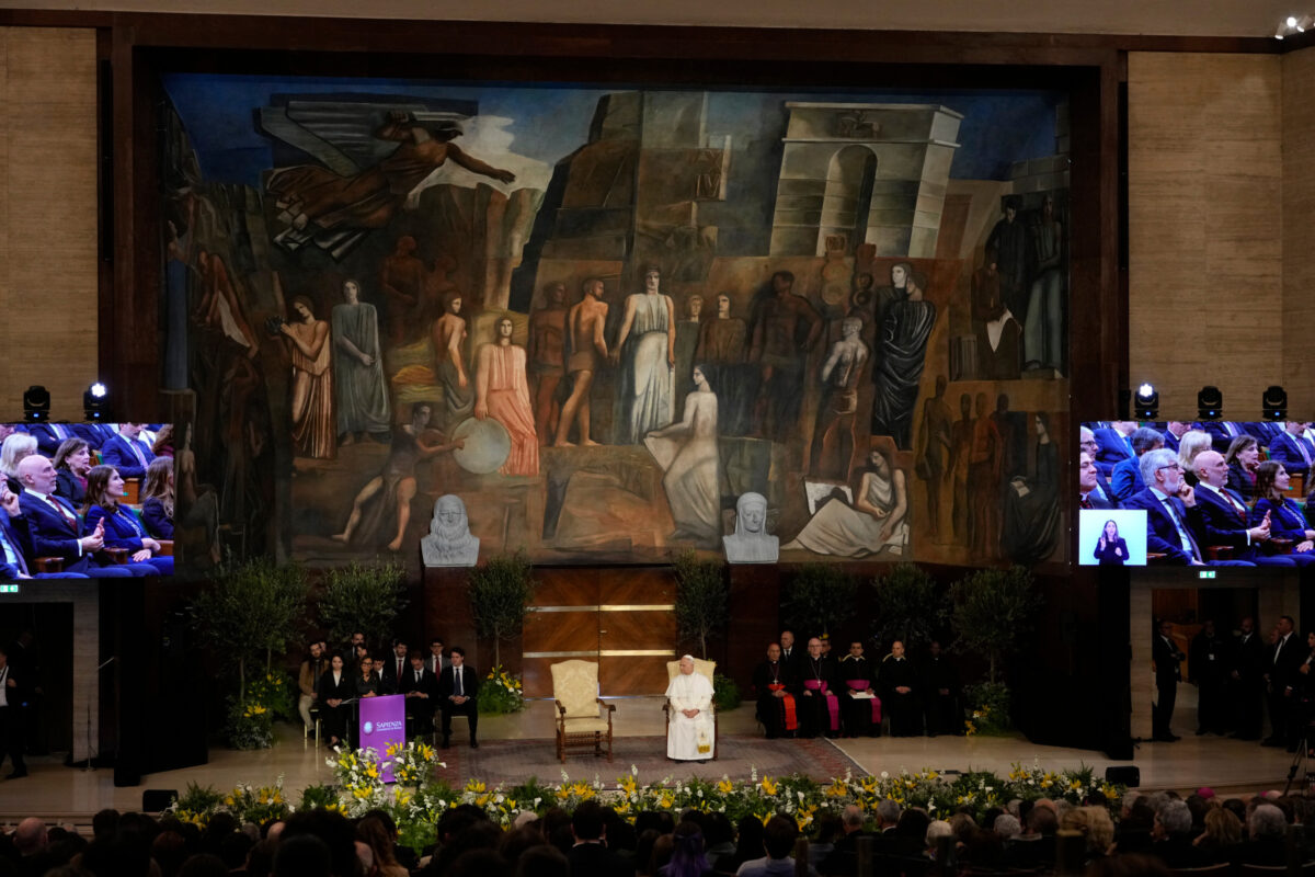 Il Papa alla Sapienza: “Non si chiami difesa il riarmo, che aumenta tensioni e insicurezza”