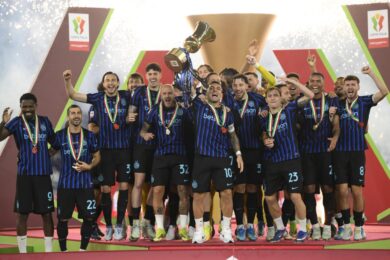 Cerimonia di premiazione dell'Inter durante la finale della Coppa Italia Frecciarossa 2025/2026 tra Lazio e Inter (Foto di Alfredo Falcone/LaPresse)