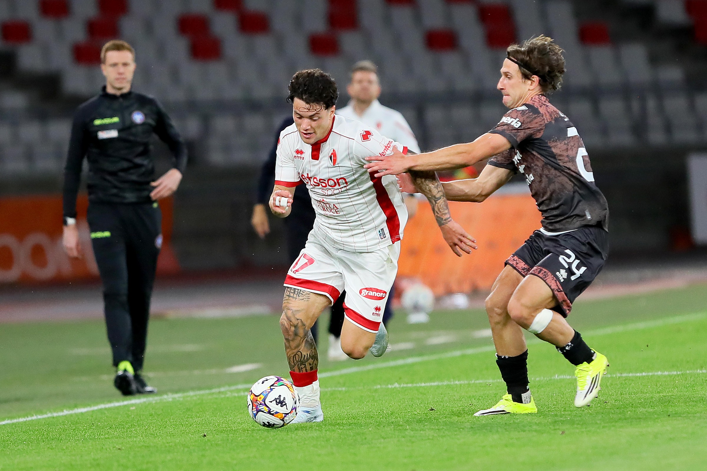 Playout Serie B, pari senza reti fra Bari e Sudtirol
