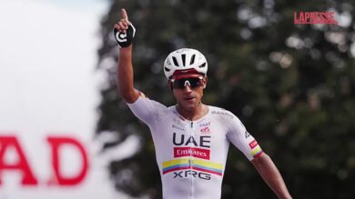 Giro d'Italia, bis Narvaez: l'ecuadoriano vince tappa di Fermo
