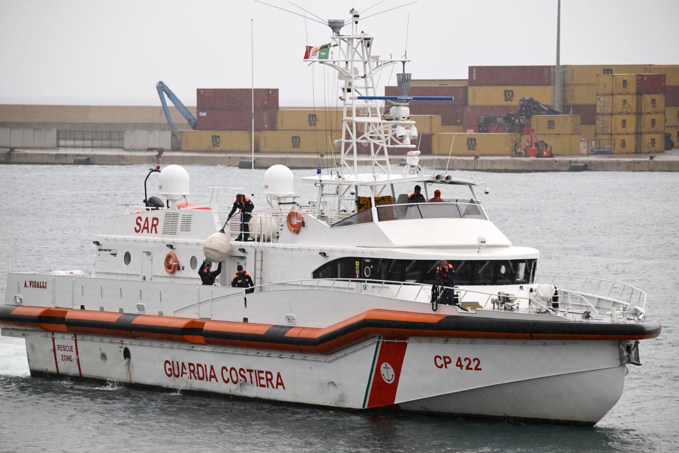 lampedusa neonata morta per ipotermia dopo lo sbarco sull8217isola da Lapresse.it lampedusa neonata morta per ipotermia dopo lo sbarco sull8217isola