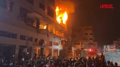 Gaza City, raid israeliano uccide sette persone: caos dopo l'attacco