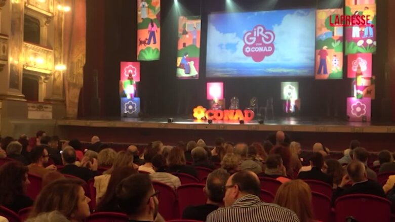 Giro d'Italia 2026, Conad dona 150mila euro a ospedale pediatrico Salesi di Fermo