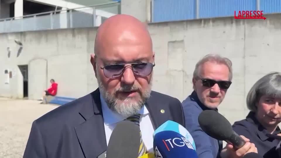 Modena, il sindaco Mezzetti: "Aggressore fermato anche da cittadini stranieri"