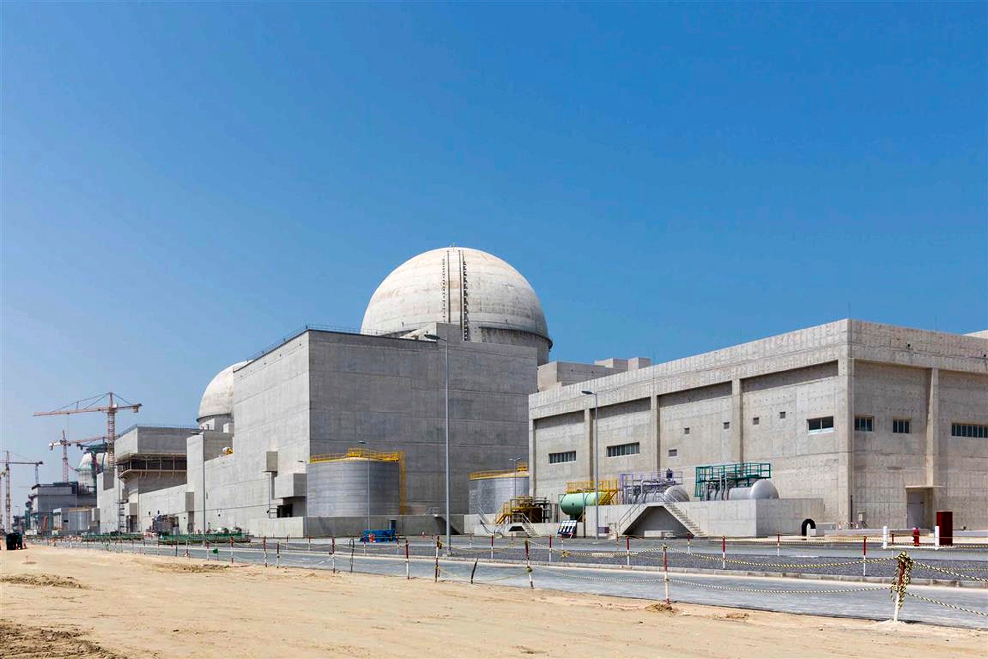 iran attacco con droni vicino a centrale nucleare negli emirati netanyahu pronti a qualsiasi scenario 8211 la diretta da Lapresse.it iran attacco con droni vicino a centrale nucleare negli emirati netanyahu pronti a qualsiasi scenario 8211 la diretta