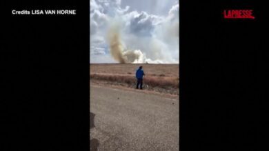 Usa, scontro tra due jet in Idaho: il fumo dopo la collisione