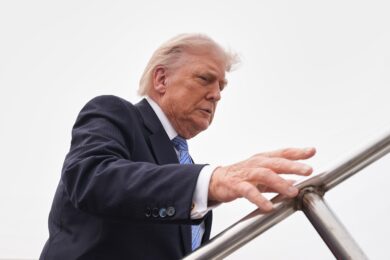 Iran, Trump sente Netanyahu e minaccia Teheran: “Sbrigatevi o di voi non resterà nulla” – La diretta
