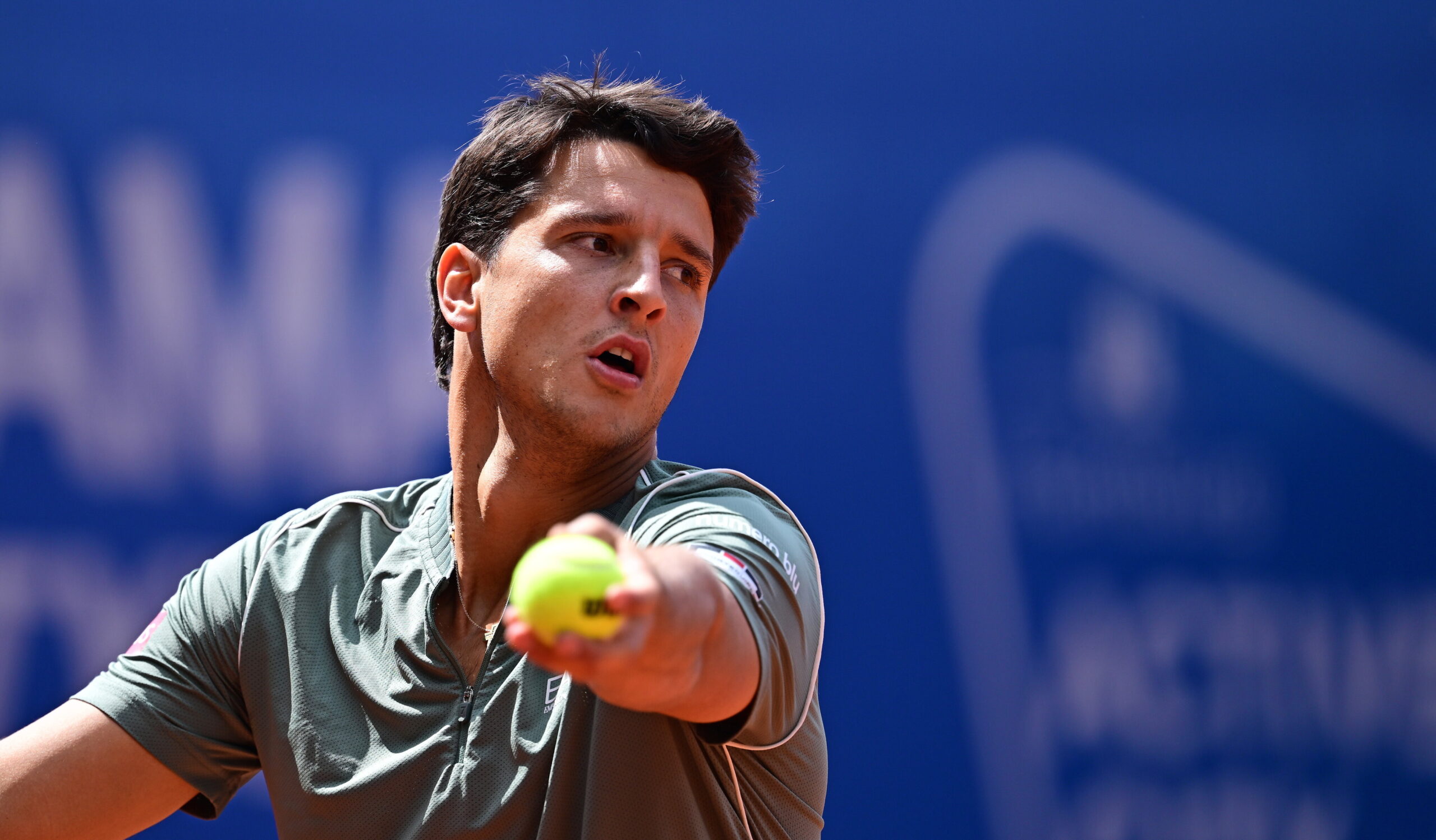 Atp Amburgo 2026, Darderi OK all’esordio
