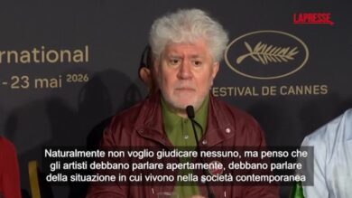 Pedro Almodóvar: "L'Europa non sia mai sottomessa a Trump"