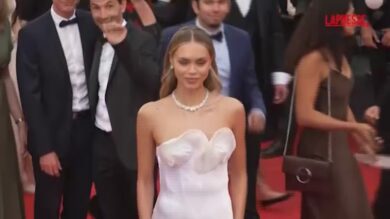 Sinner, la fidanzata Laila Hasanovic sul red carpet a Cannes 2026