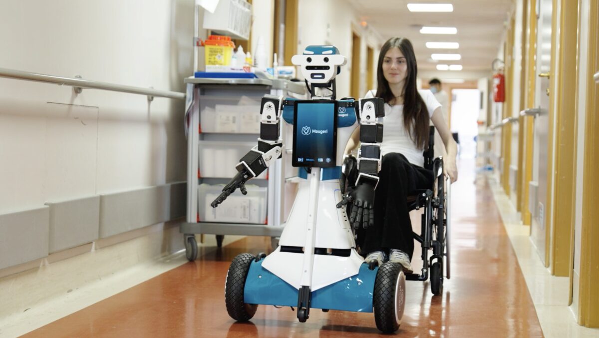 Robot umanoide in corsia, il progetto per i pazienti fragili