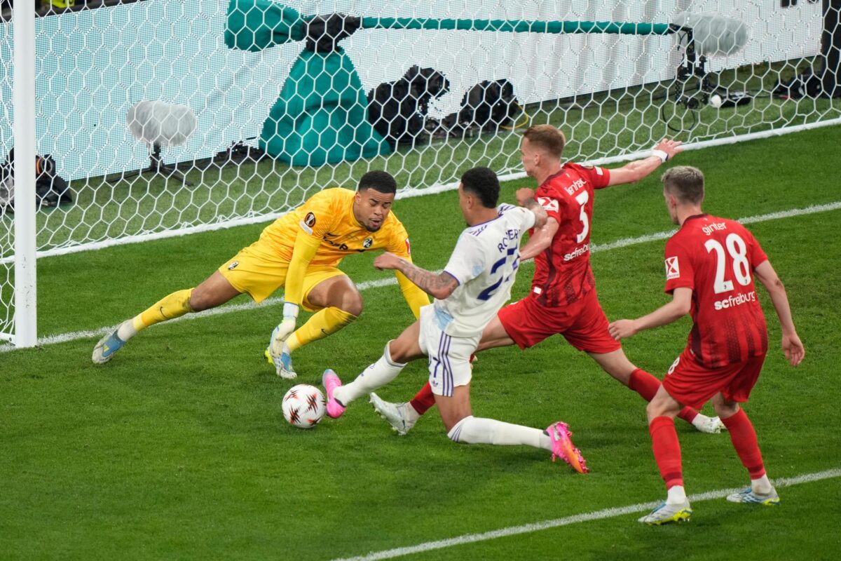 l8217aston villa vince l8217europa league 3 0 al friburgo in finale da Lapresse.it l8217aston villa vince l8217europa league 3 0 al friburgo in finale