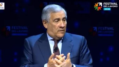 Tajani: "Se facciamo più figli possiamo ridurre il numero di migranti regolari"