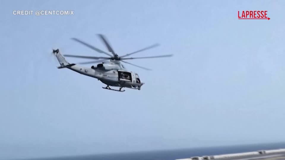 iran militari usa abbordano una petroliera di teheran nel golfo dell oman da Lapresse.it iran militari usa abbordano una petroliera di teheran nel golfo dell oman